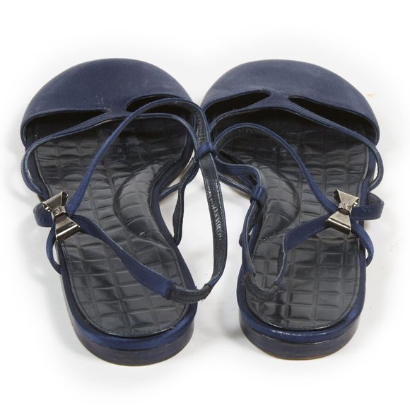 CHANEL SANDALS in navy satin - Picture 3 of 4